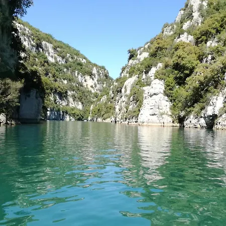 Holiday home Maison Bellevue Et Verdon Saint-Laurent-du-Verdon